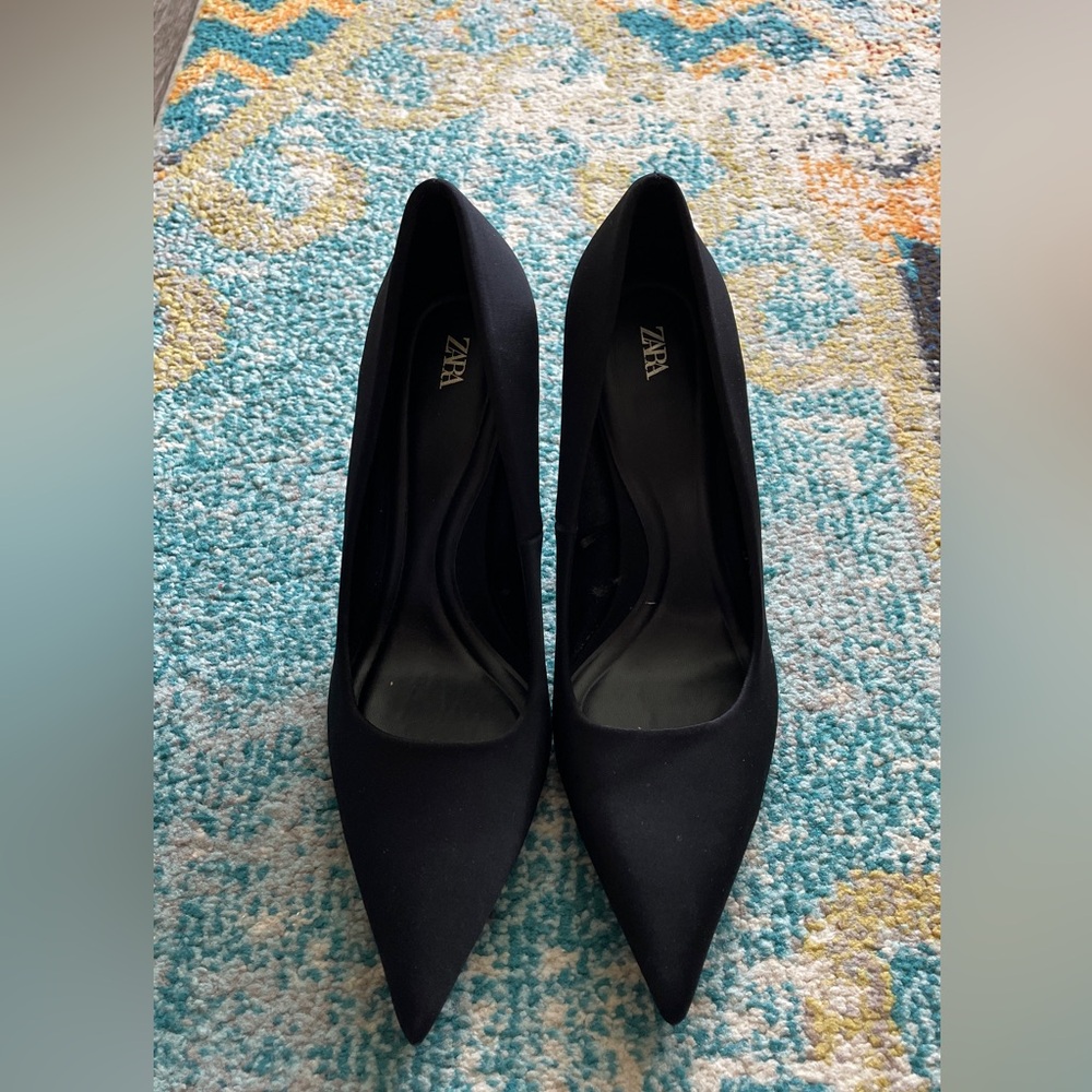 Zara Black Pointed Heels
